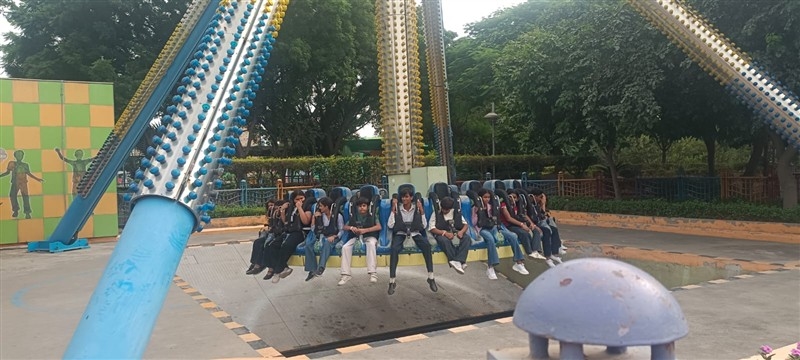 DAY OUT 2026